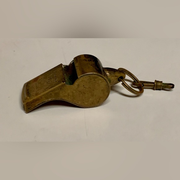 Mid Century Vintage Wood Ball Brass Official US Military Police Academy Whistle - Picture 4 of 16